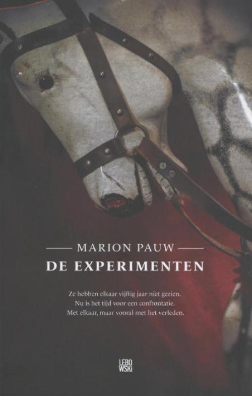 Dit is de afbeelding van het boek De experimenten